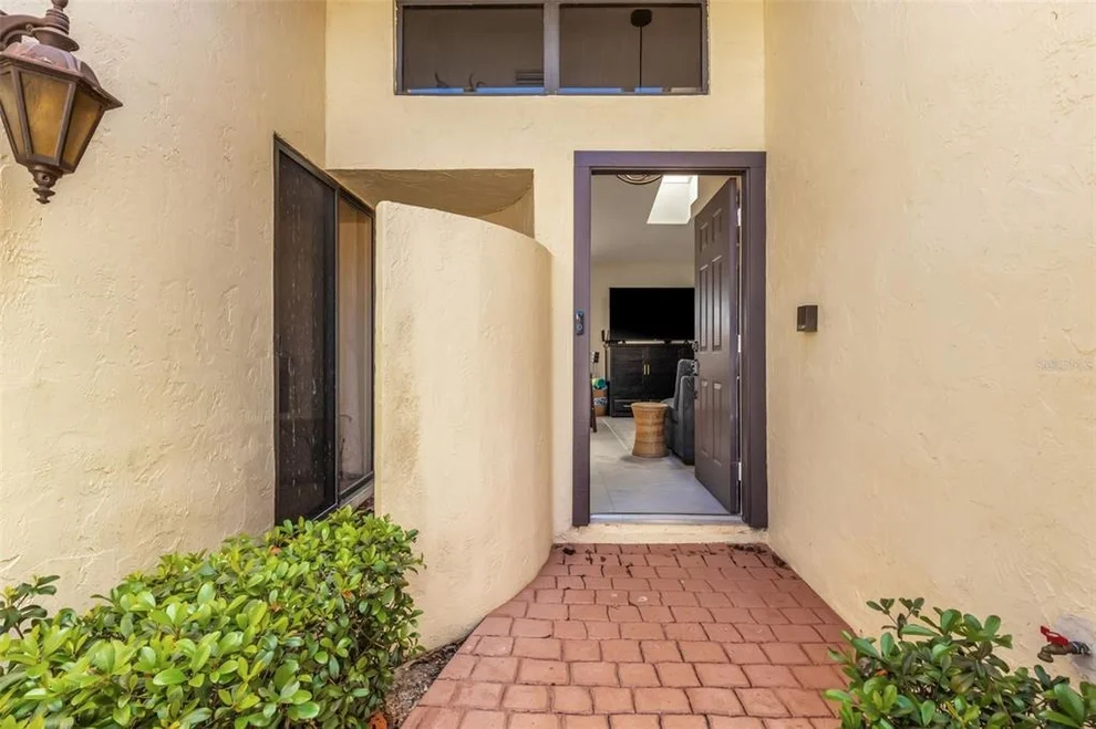 Unit for sale at 440 PALMETTO COURT, VENICE, FL 34285