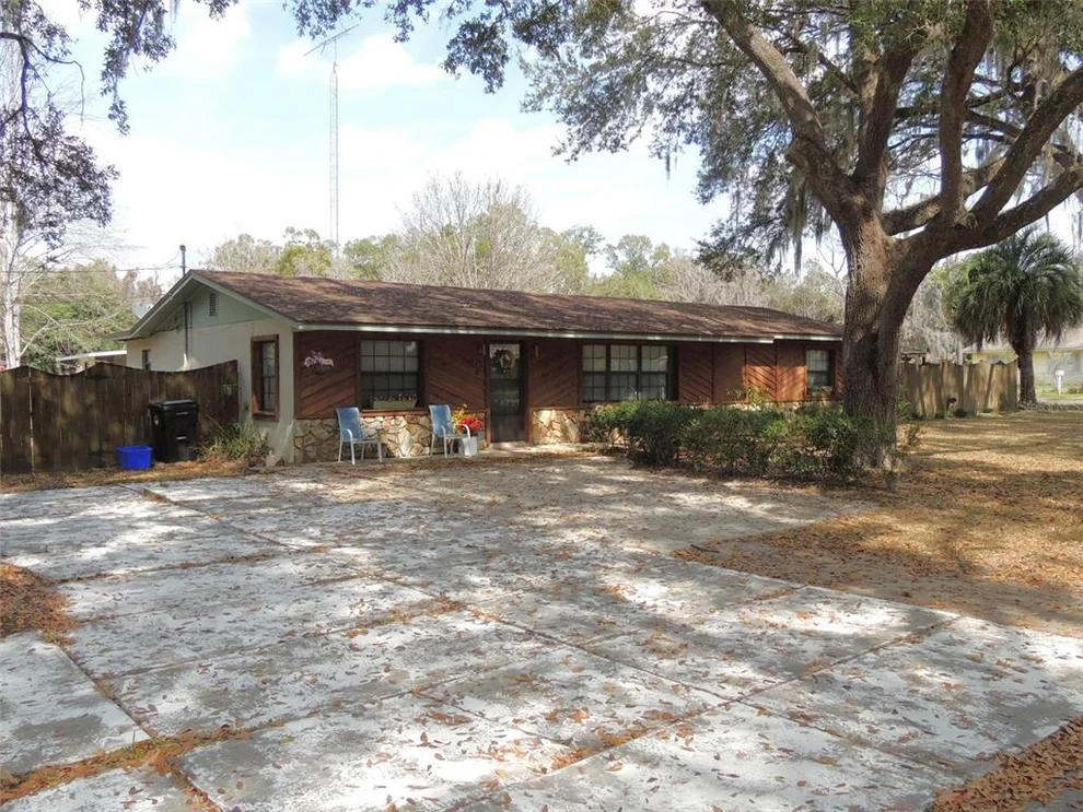 Unit for sale at 312 NE 2ND AVENUE, WILLISTON, FL 32696