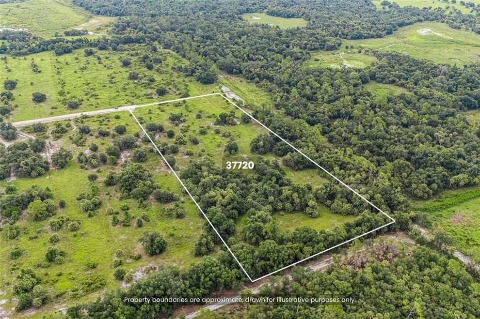Unit for sale at 37720 KVILLE ROAD, MYAKKA CITY, FL 34251