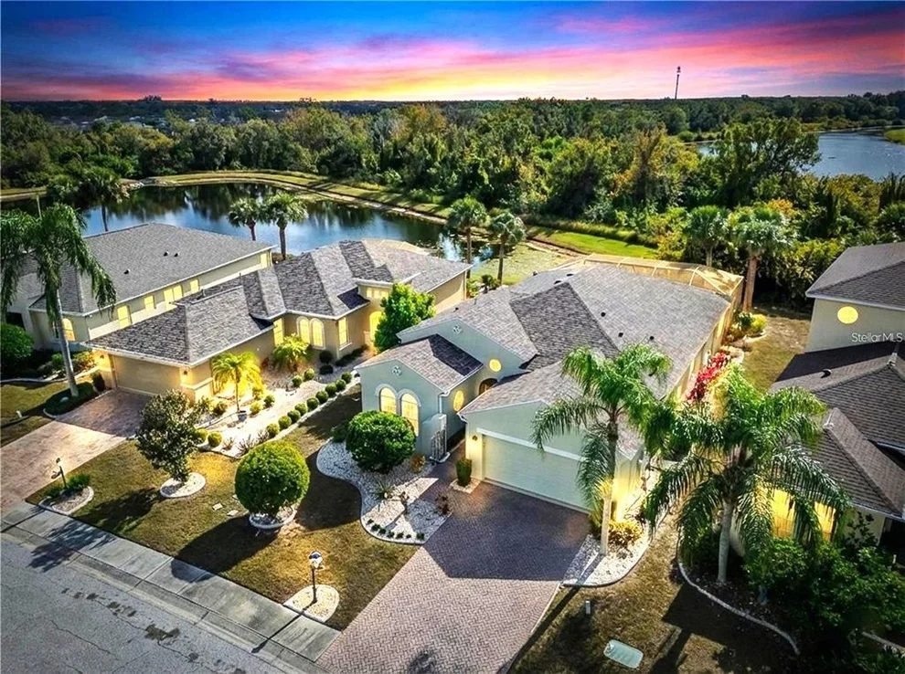 Unit for sale at 1032 REGAL MANOR WAY, SUN CITY CENTER, FL 33573