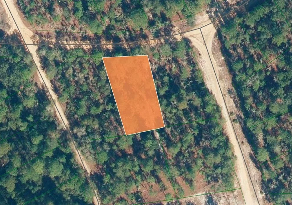 Unit for sale at 303 W HILLSBOROUGH AVENUE, FLORAHOME, FL 32140