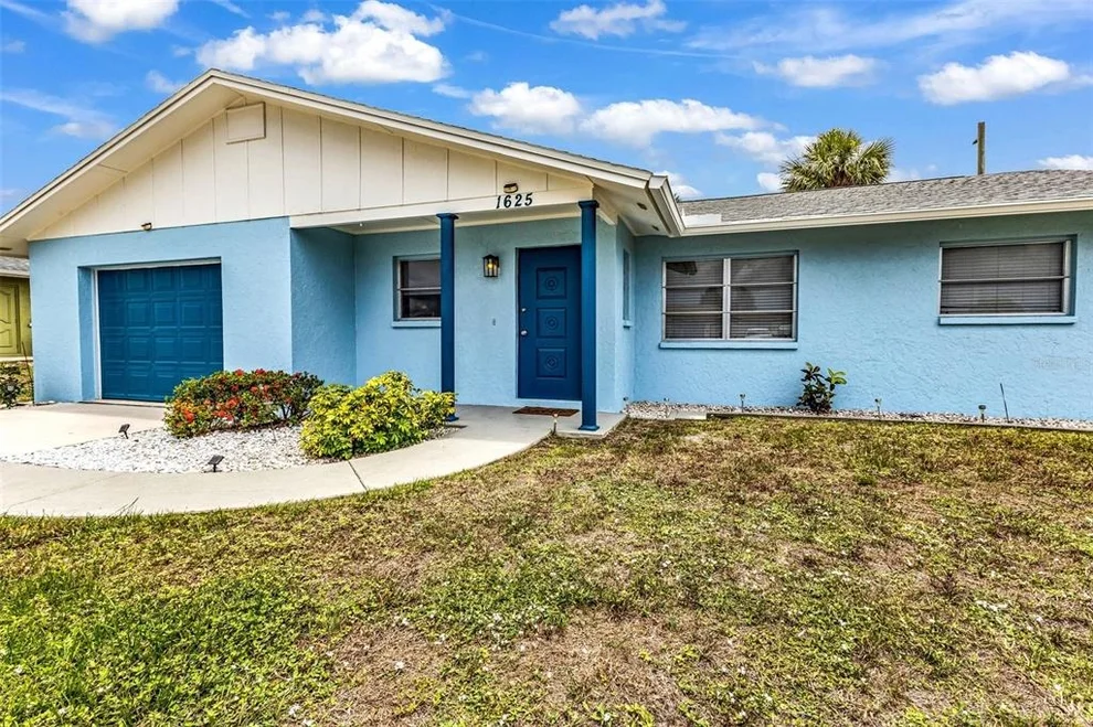 Unit for sale at 1625 LORALIN DRIVE, ENGLEWOOD, FL 34223