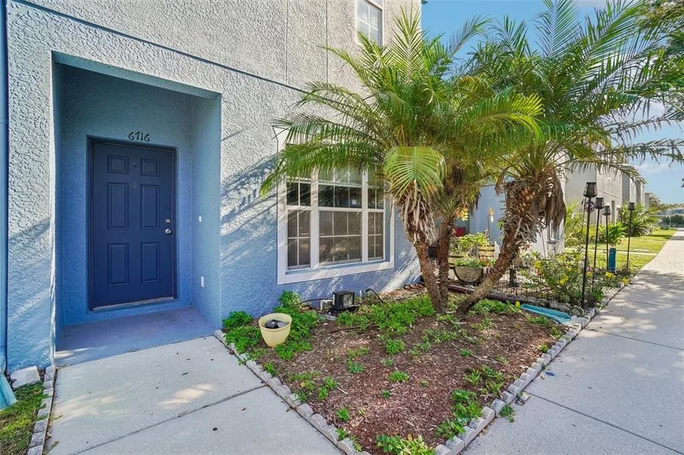 Unit for sale at 6716 LAKE CAMDEN WAY, GIBSONTON, FL 33534