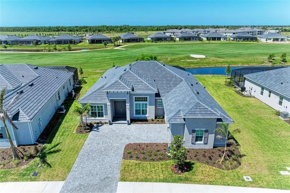 Unit for sale at 17215 ALBATROSS ROAD, VENICE, FL 34293