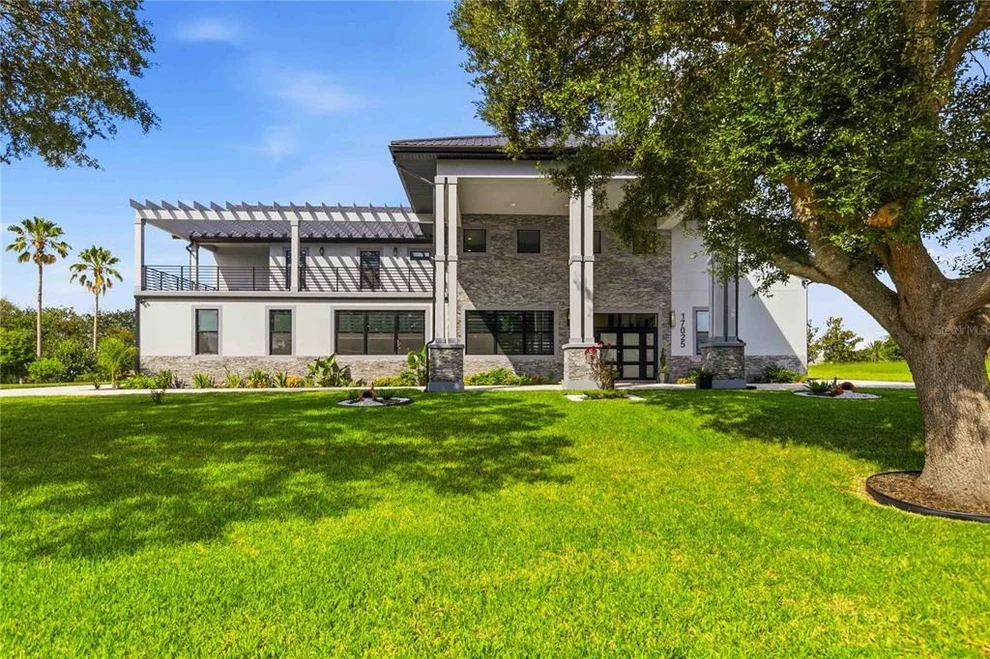 Unit for sale at 17025 ROYAL PALM DRIVE, GROVELAND, FL 34736