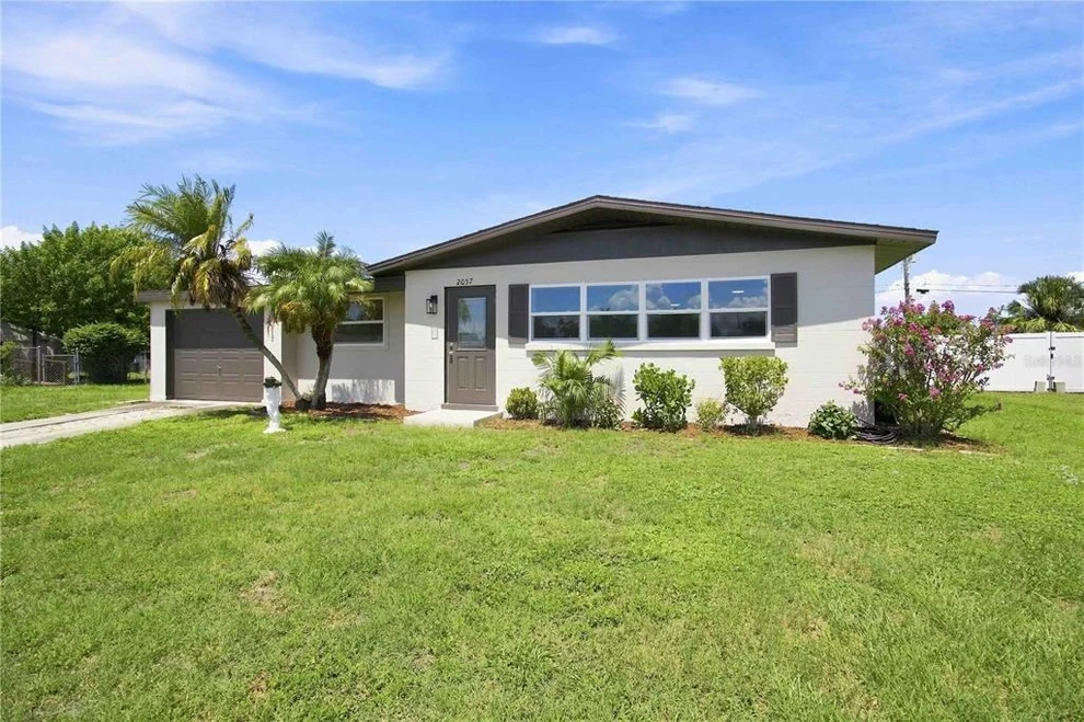Unit for sale at 2057 GARDEN PARKWAY, BRADENTON, FL 34205