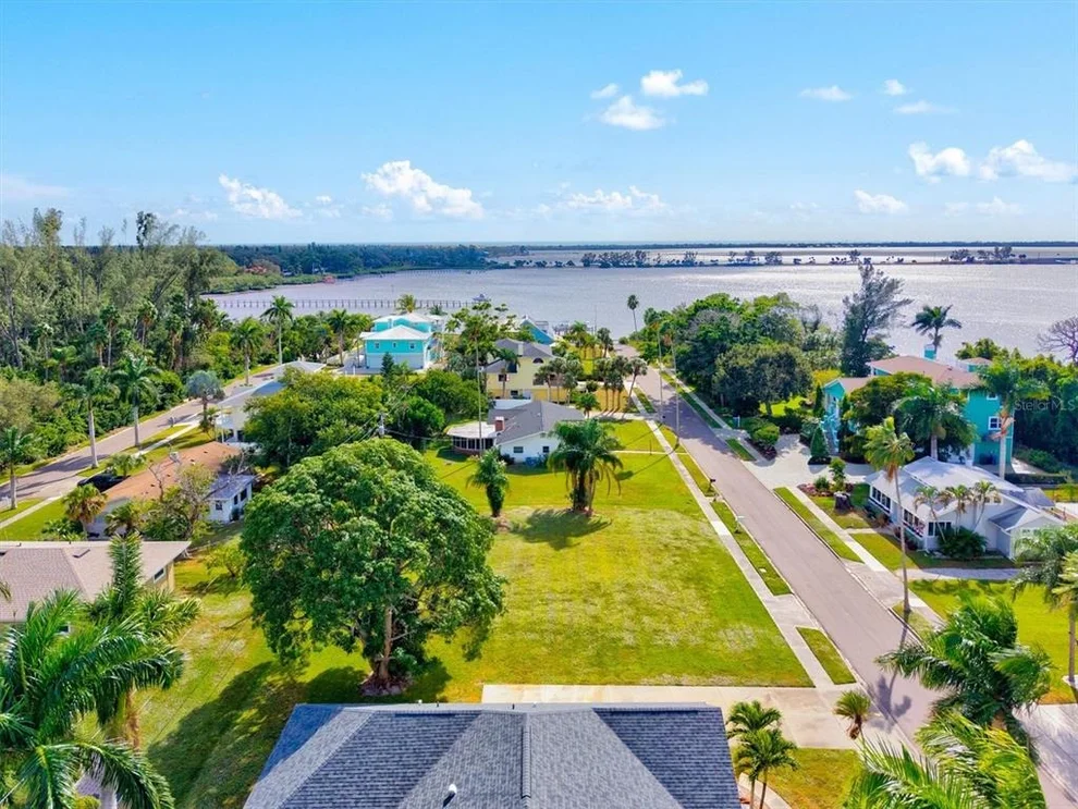 Unit for sale at 511 84TH STREET NW, BRADENTON, FL 34209