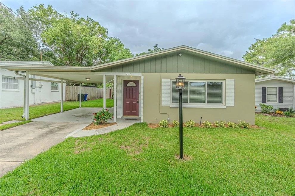 Unit for sale at 925 CEDARWOOD AVENUE, DUNEDIN, FL 34698