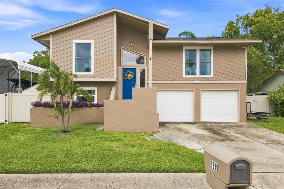 Unit for sale at 1980 DODGE CIRCLE, CLEARWATER, FL 33760