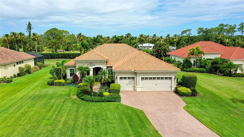 Unit for sale at 8215 LARKSPUR CIRCLE, SARASOTA, FL 34241