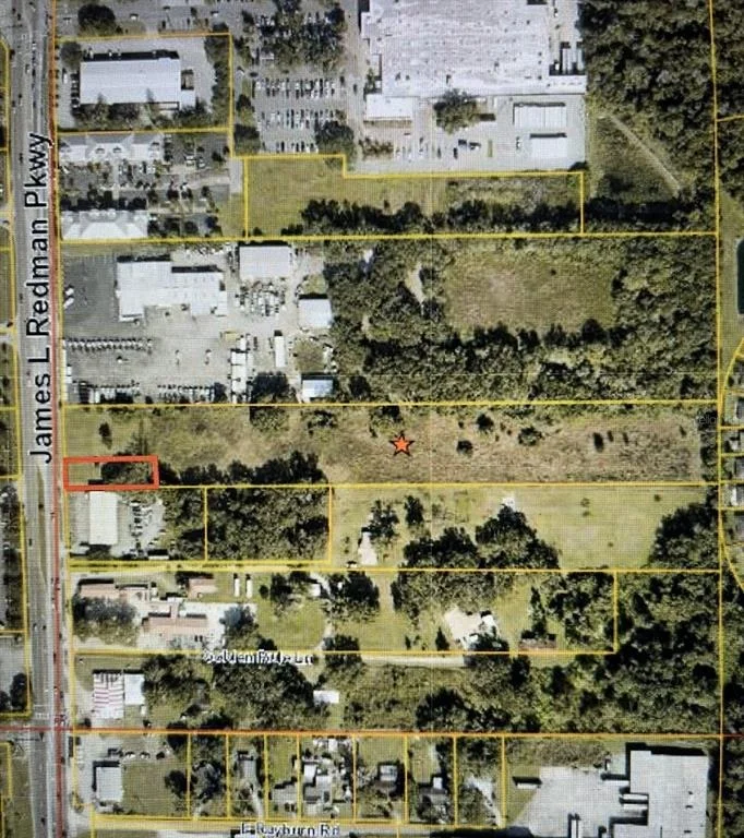 Unit for sale at 2906 JAMES L REDMAN PARKWAY, PLANT CITY, FL 33566