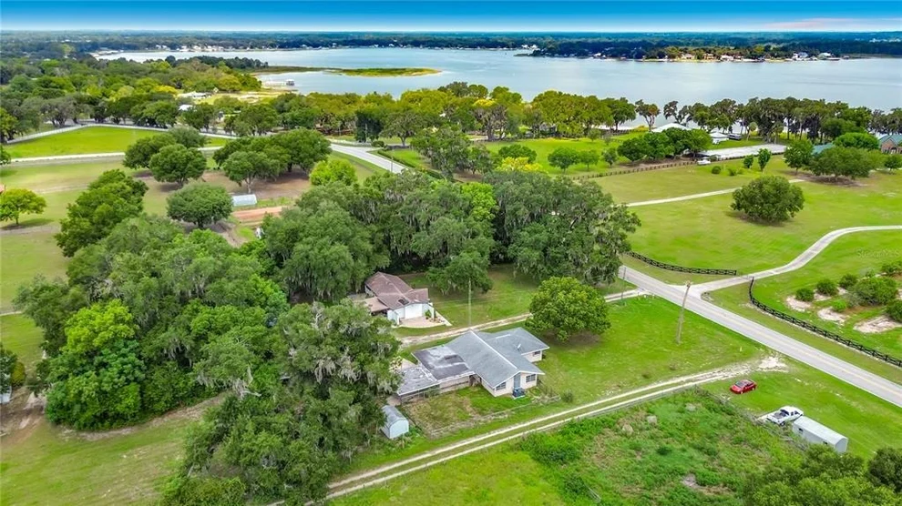 Unit for sale at 11900 SE SUNSET HARBOR ROAD, WEIRSDALE, FL 32195
