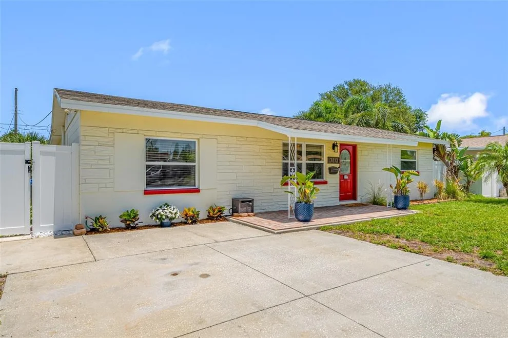 Unit for sale at 7313 37TH AVENUE N, ST PETERSBURG, FL 33710