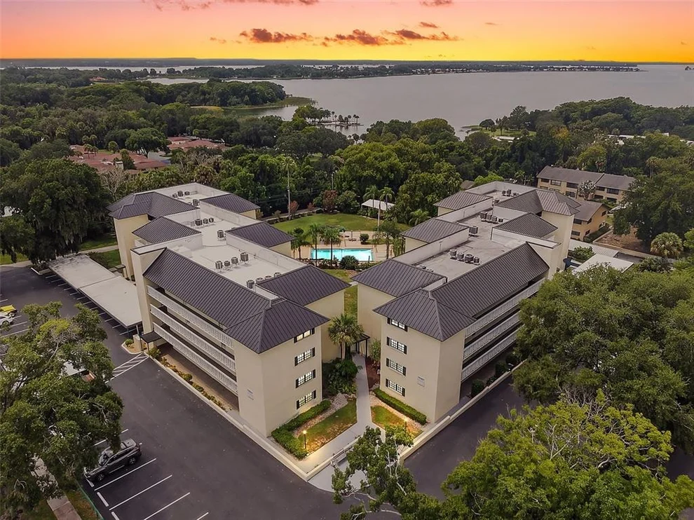 Unit for sale at 101 N GRANDVIEW STREET, MOUNT DORA, FL 32757