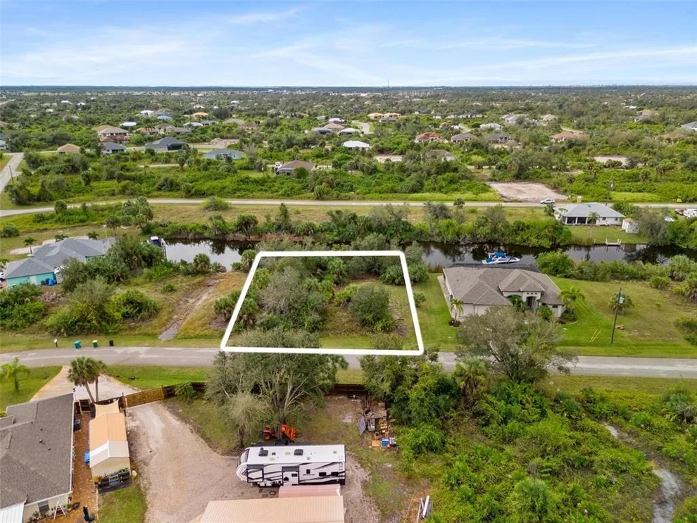 Unit for sale at 13902 BEGONIA CIRCLE, PORT CHARLOTTE, FL 33981
