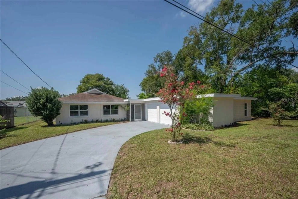 Unit for sale at 1925 JOHN ARTHUR WAY, LAKELAND, FL 33803