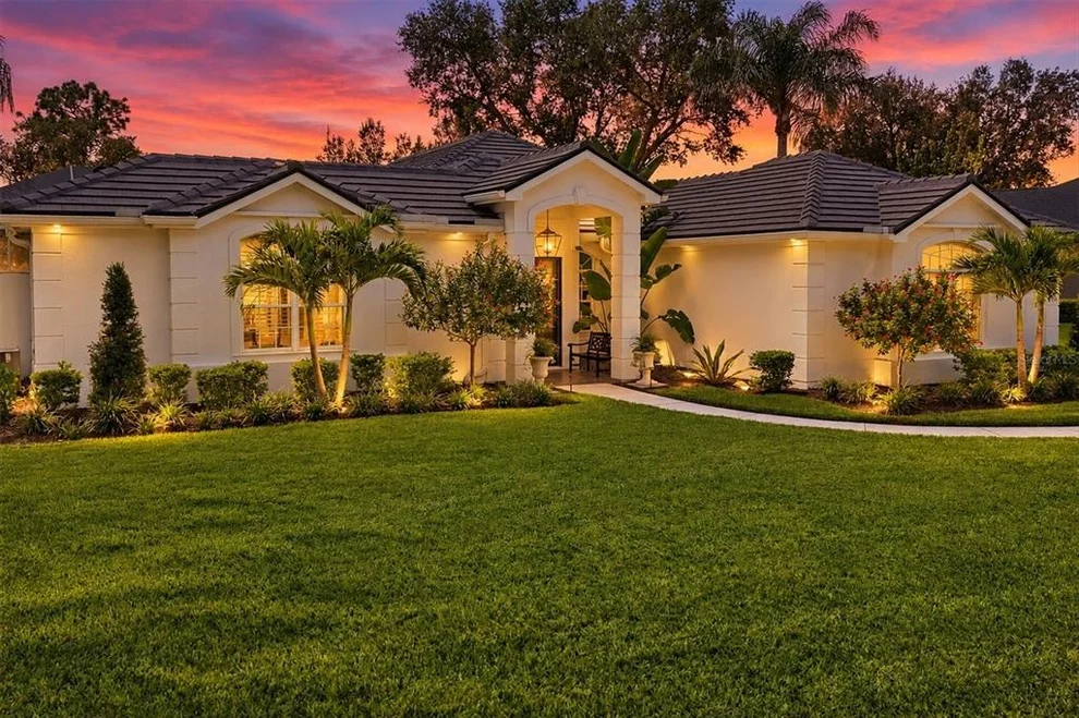 Unit for sale at 8708 WOODBRIAR DRIVE, SARASOTA, FL 34238