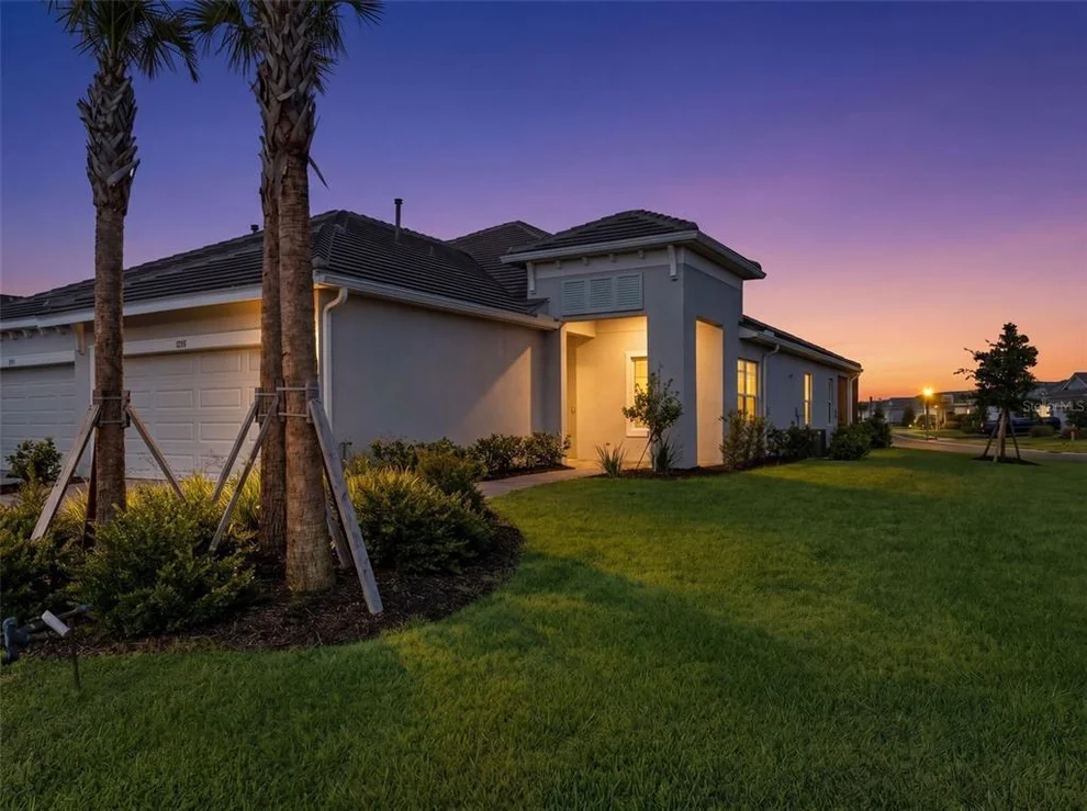 Unit for sale at 18137 FRANKLIN PARK COURT, VENICE, FL 34293