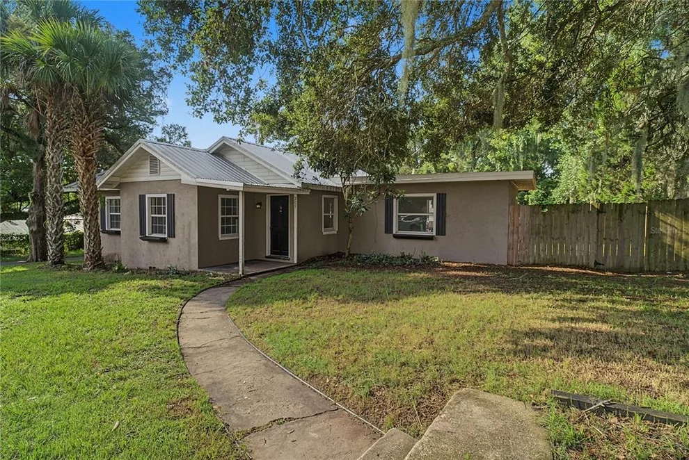 Unit for sale at 205 E FOUNTAIN STREET, FRUITLAND PARK, FL 34731