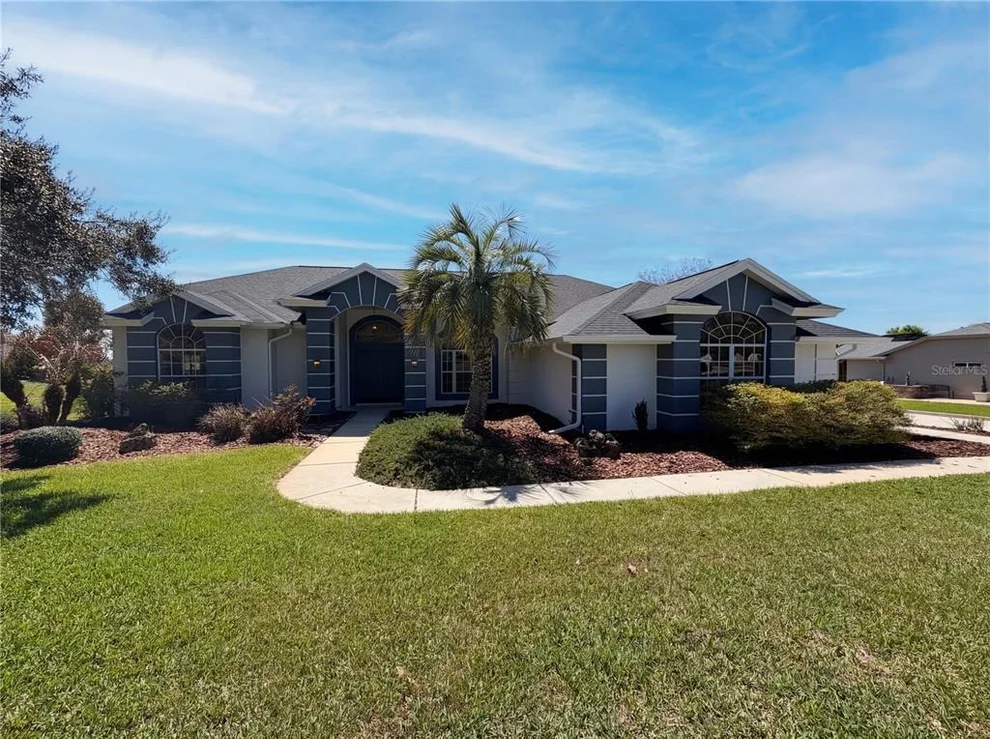 Unit for sale at 5340 SADDLEBACK COURT, LADY LAKE, FL 32159