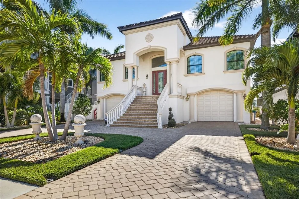 Unit for sale at 105 WIMBLEDON COURT, REDINGTON SHORES, FL 33708