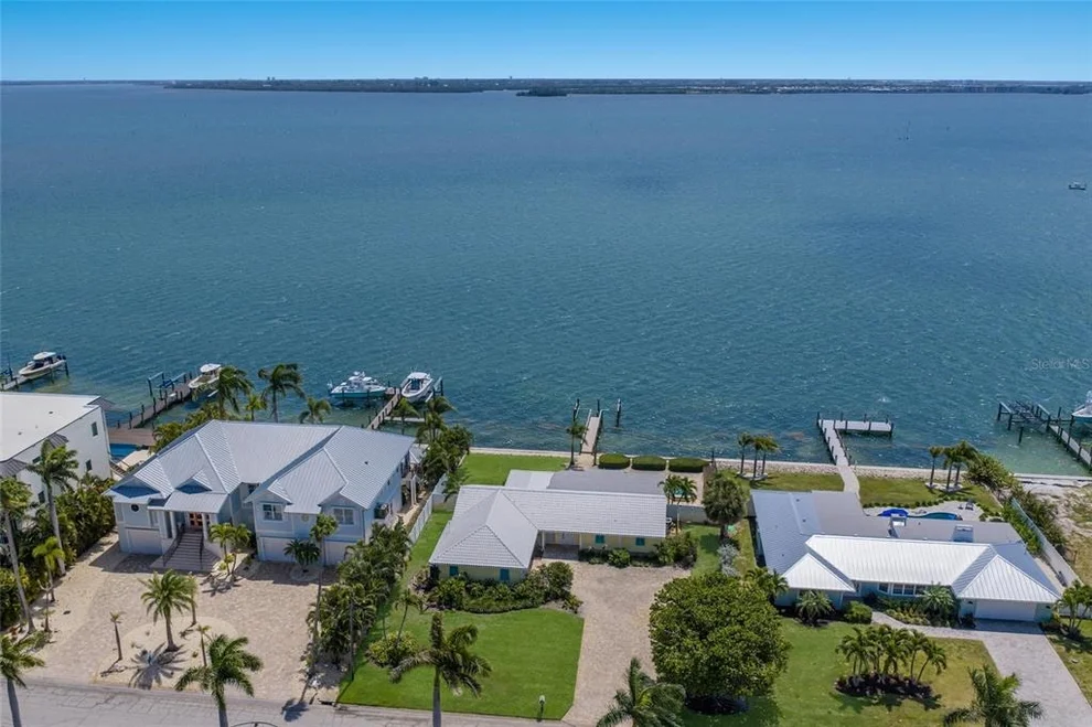 Unit for sale at 633 KEY ROYALE DRIVE, HOLMES BEACH, FL 34217