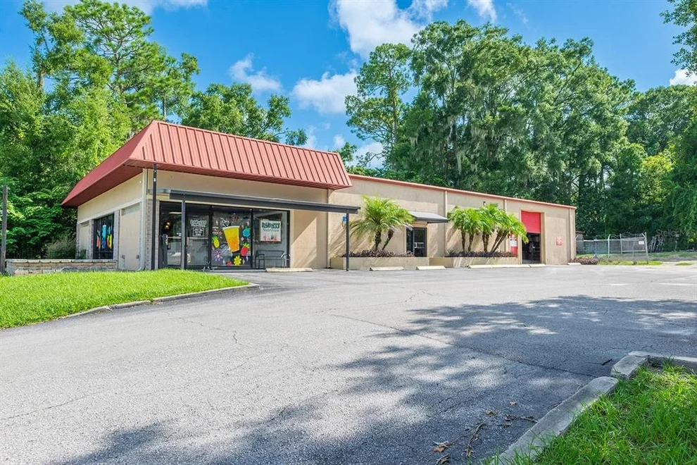 Unit for sale at 305 SW 250TH STREET, NEWBERRY, FL 32669