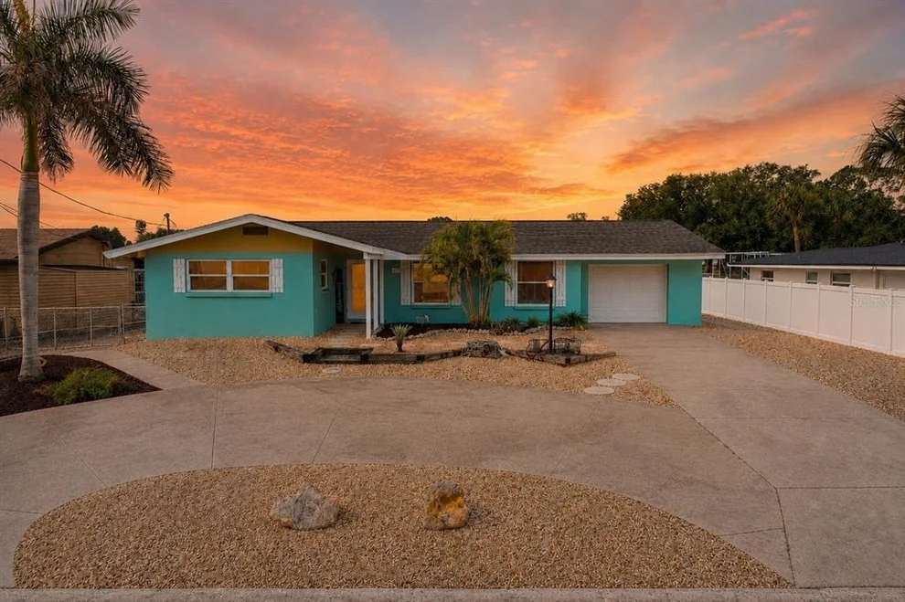 Unit for sale at 9907 ROYAL PALM DRIVE, BRADENTON, FL 34210