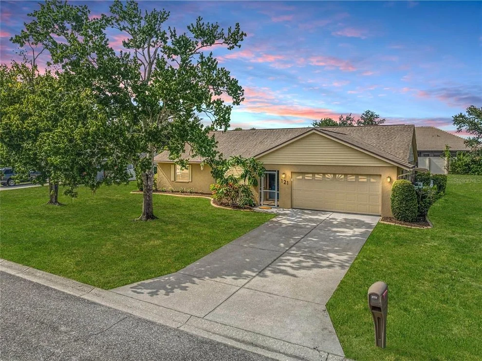 Unit for sale at 121 WOODINGHAM DRIVE, VENICE, FL 34292