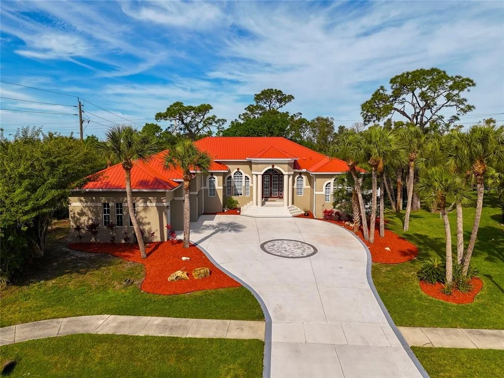 Unit for sale at 1101 KINGS WAY DRIVE, NOKOMIS, FL 34275