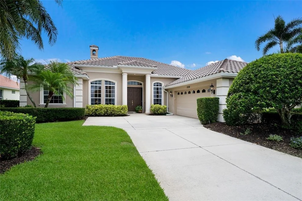 Unit for sale at 7058 TWIN HILLS TERRACE, LAKEWOOD RANCH, FL 34202