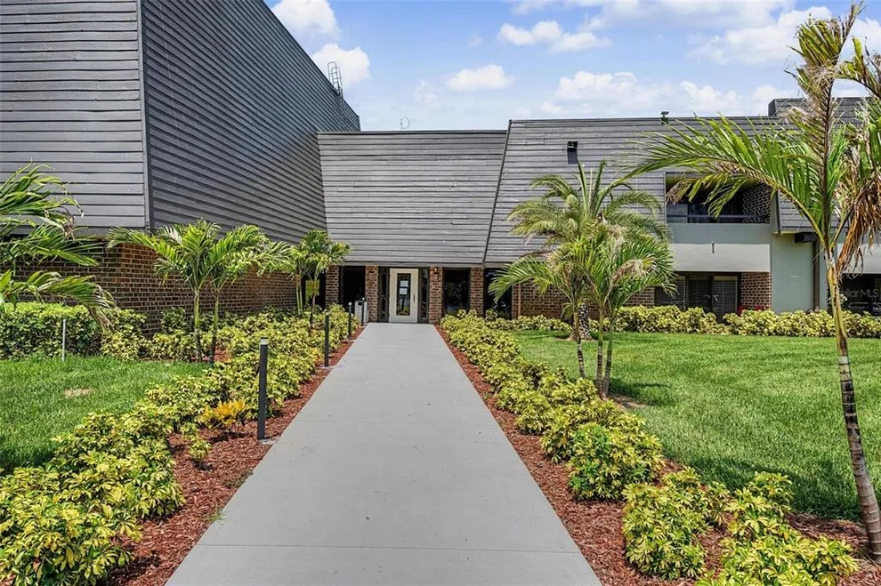 Unit for sale at 36750 US HIGHWAY 19 N, PALM HARBOR, FL 34683