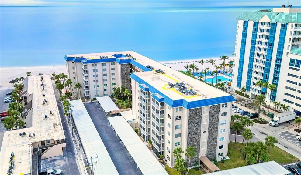 Unit for sale at 800 BENJAMIN FRANKLIN DRIVE, SARASOTA, FL 34236