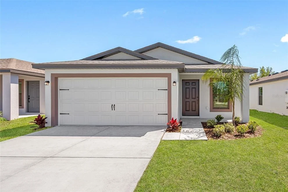 Unit for sale at 561 BLACKTHORN DRIVE, LAKELAND, FL 33809