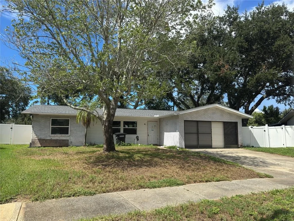 Unit for sale at 2076 BUTTERNUT CIRCLE W, CLEARWATER, FL 33763