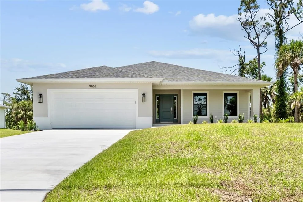 Unit for sale at 9065 FRUITLAND AVENUE, ENGLEWOOD, FL 34224