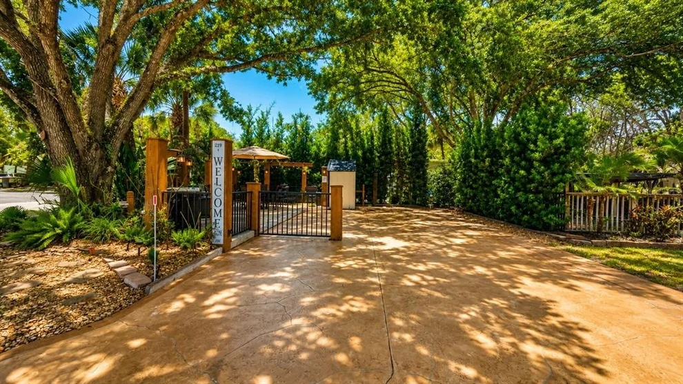 Unit for sale at 219 E APPALOOSA TRAIL, RIVER RANCH, FL 33867