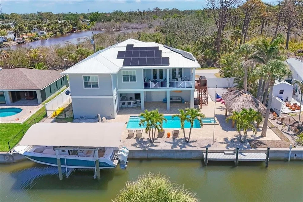 Unit for sale at 9201 LAKE DRIVE, ENGLEWOOD, FL 34224
