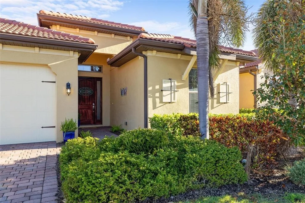 Unit for sale at 108 MARAVIYA BOULEVARD, NOKOMIS, FL 34275