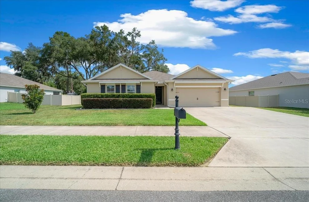 Unit for sale at 5025 NE 15TH PLACE, OCALA, FL 34470