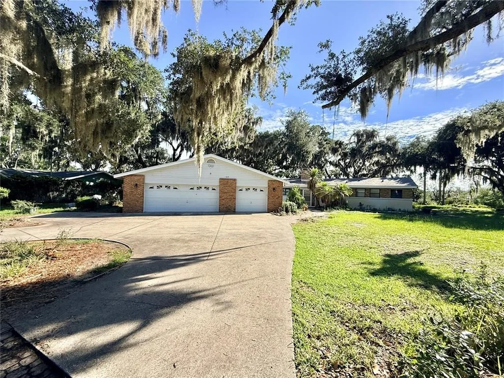 Unit for sale at 11045 BRONSON ROAD, CLERMONT, FL 34711