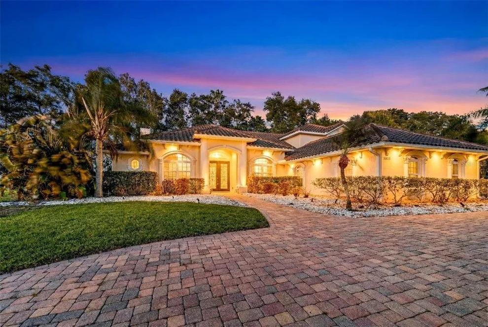 Unit for sale at 16623 ROYAL PALM DRIVE, GROVELAND, FL 34736