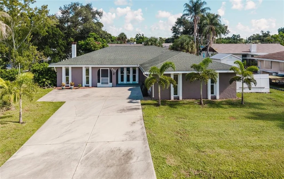 Unit for sale at 625 E BAFFIN DRIVE, VENICE, FL 34293