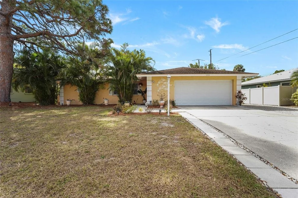Unit for sale at 5003 20TH AVENUE W, BRADENTON, FL 34209