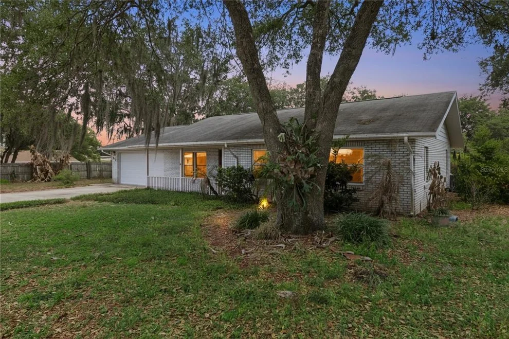 Unit for sale at 307 E MAPLE STREET, DAVENPORT, FL 33837