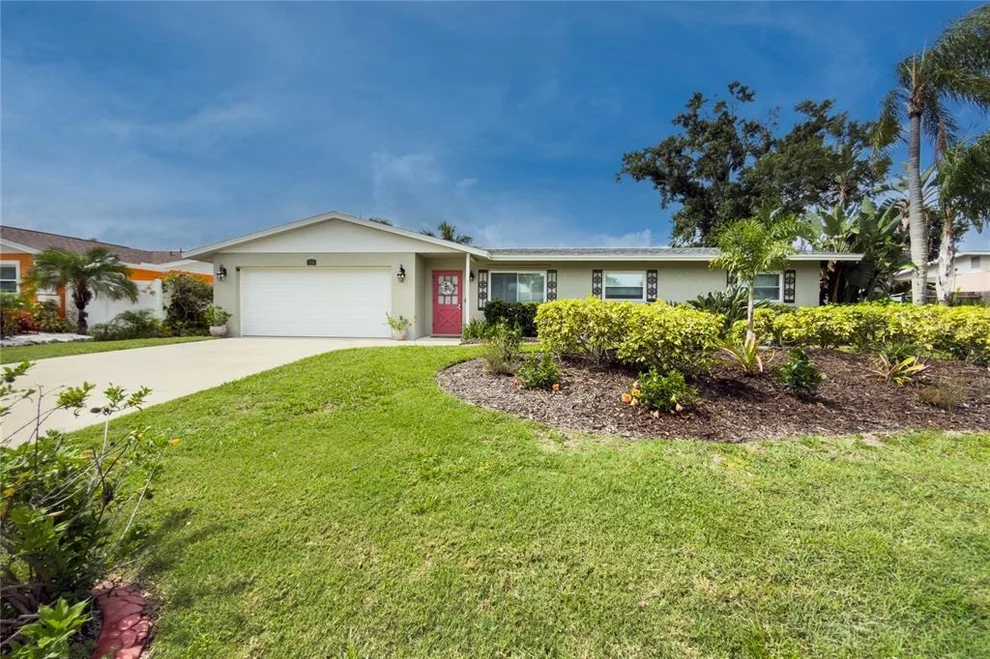 Unit for sale at 3326 BOUGAINVILLEA STREET, SARASOTA, FL 34239