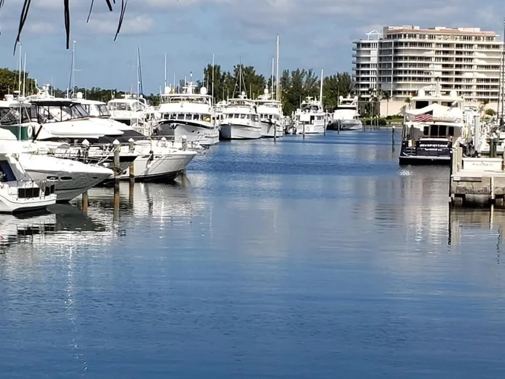 Unit for sale at 2800 HARBOURSIDE DRIVE DRIVE, LONGBOAT KEY, FL 34228