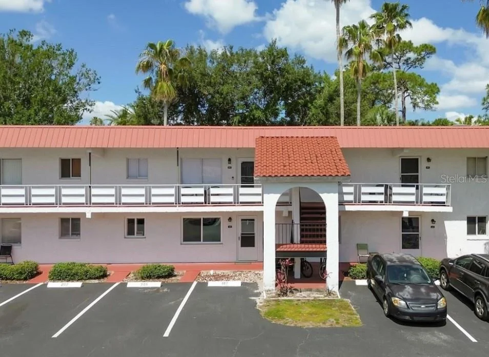 Unit for sale at 1100 MARTINIQUE DRIVE, WINTER HAVEN, FL 33884