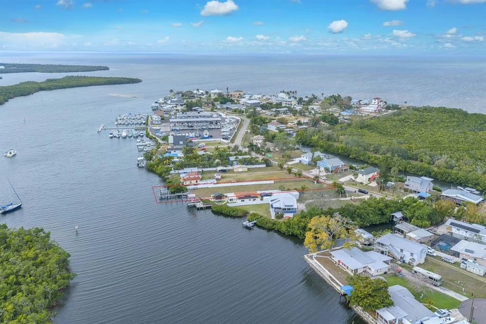 Unit for sale at 3304 W SHELL POINT ROAD, RUSKIN, FL 33570