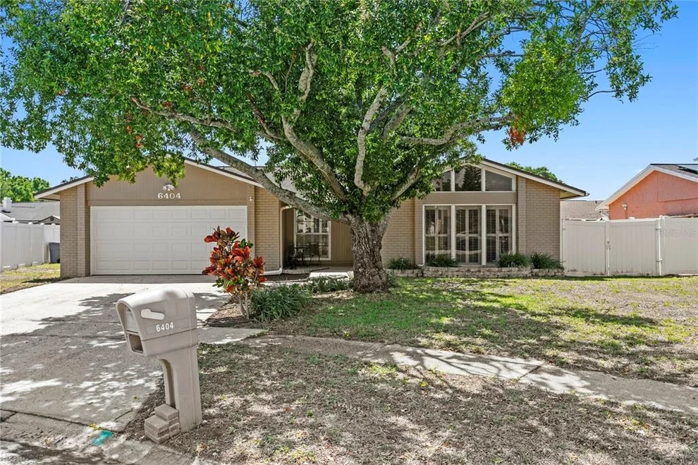 Unit for sale at 6404 HEATHER MOOR COURT, TAMPA, FL 33634